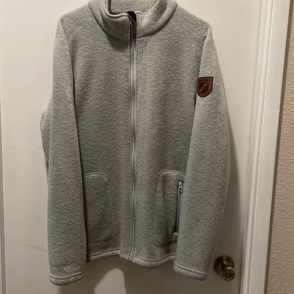 Chamomix Mens sweater